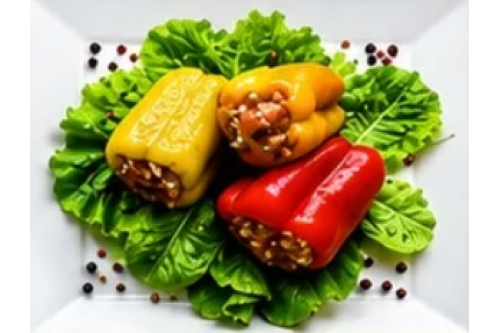 Перец фаршированный с мясом птицы